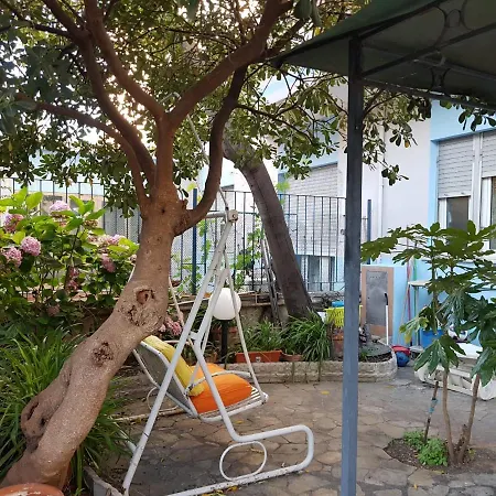 A Due Passi Dal Mare Con Giardino *