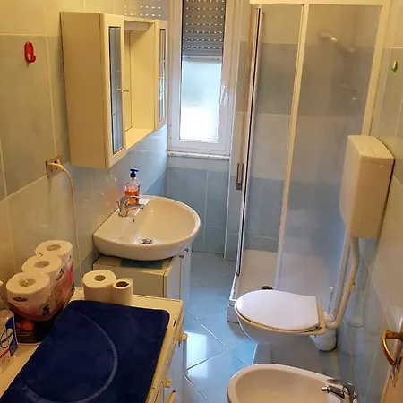 A Due Passi Dal Mare Con Giardino شقة *